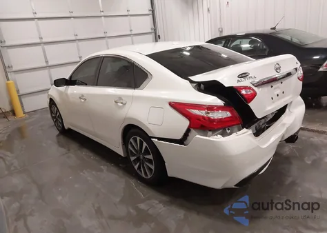 2017 Nissan Altima 2.5 Sv из США, поврежденный, VIN 1N4AL3AP4HC215857